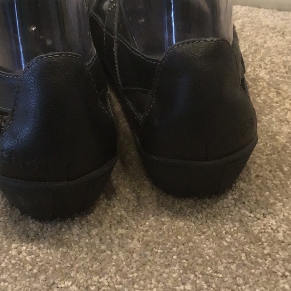 Taos Mary Jane Flats - Picture 6 of 9